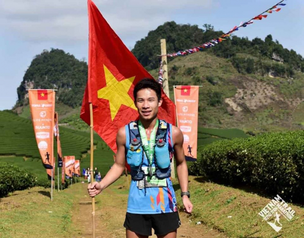 10 vận động viên chạy bộ với hành trình 'điên rồ' xuyên Việt để quyên góp hơn 1 tỉ đồng 3