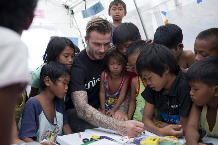   UNICEF cũng ca ngợi David Beckham làm tốt vai trò của mình, nói lên tiếng nói của những đứa trẻ bị tổn thương  