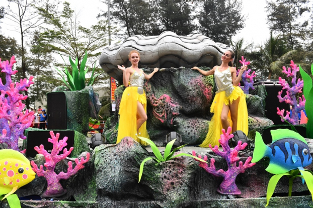Carnival đường phố mở màn ấn tượng cho Lễ hội Du lịch biển Sầm Sơn 2020 1