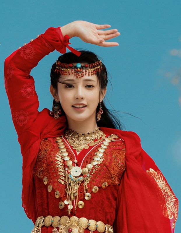 Các nàng công chúa màn ảnh Hoa ngữ: Lưu Diệc Phi đẹp mong manh, Trịnh Sảng bị dìm 15