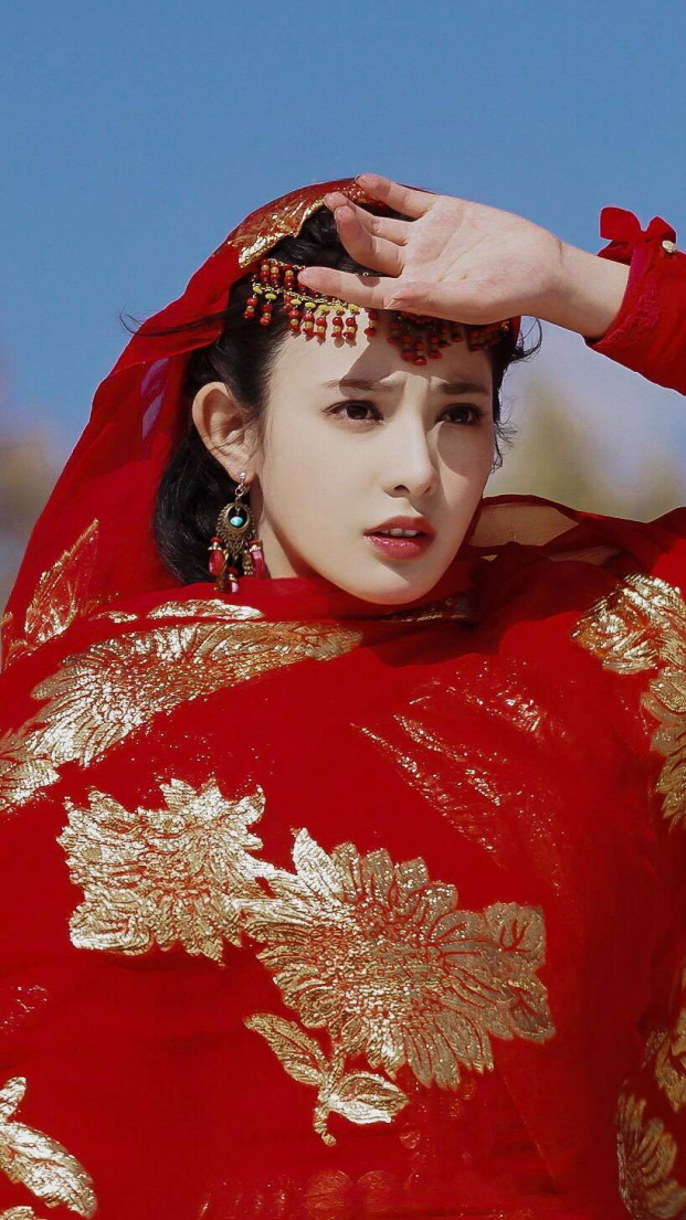 Các nàng công chúa màn ảnh Hoa ngữ: Lưu Diệc Phi đẹp mong manh, Trịnh Sảng bị dìm 14