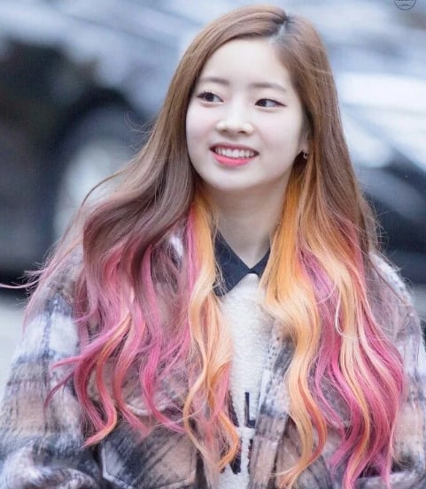 6 idol nữ nhuộm tóc đen - hồng đẹp nhất Kpop: Jennie cá tính, Irene như nữ hoàng 9