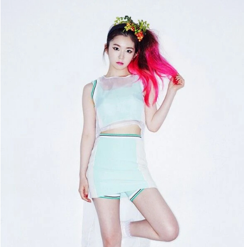 6 idol nữ nhuộm tóc đen - hồng đẹp nhất Kpop: Jennie cá tính, Irene như nữ hoàng 4
