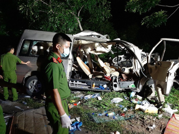 Bình Thuận: Tai nạn giao thông nghiêm trọng khiến 8 người thương vong 1