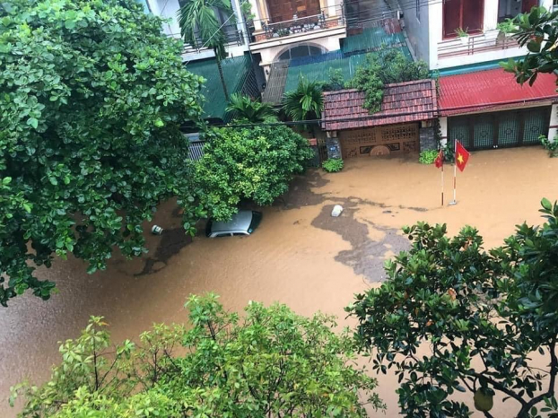 Hình ảnh những thiệt hại nặng nề trong cơn lũ kinh hoàng ở Hà Giang 11