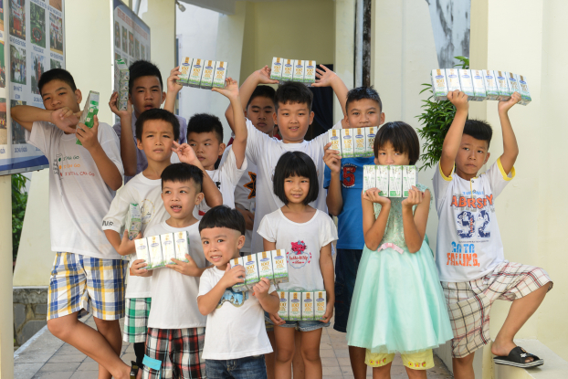 Quỹ sữa Vươn cao Việt Nam và Vinamilk tiếp tục hành trình kết nối yêu thương tại TP. HCM 18