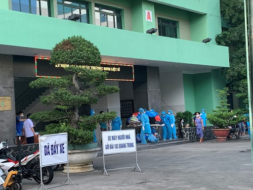   Nhiều bệnh viện tại Đà Nẵng ghi nhận ca nhiễm COVID-19.  