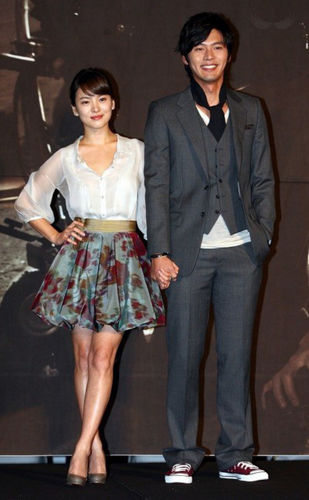 Rộ tin Song Hye Kyo 'gương vỡ lại lành' với tình cũ Hyun Bin, nhà trai lập tức phản hồi 3