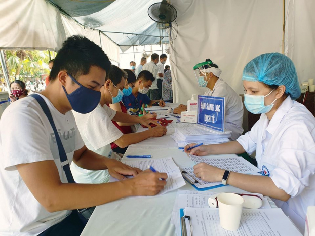   TP.HCM đã có hơn 32 nghìn người từ Đà Nẵng về tiến hành khai báo y tế. Ảnh minh họa  