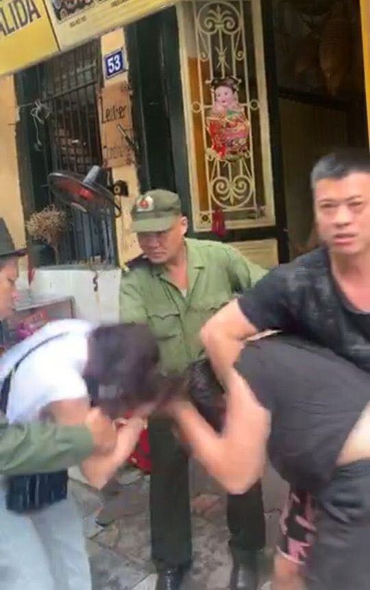 Sao Việt đối đầu anti-fan: Người xử đẹp khiến đối thủ lép vế, kẻ bị đánh tơi bời giữa phố 3