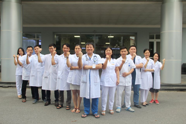 Phú Thọ: 38 bác sĩ, điều dưỡng lên đường vào Quảng Nam chống COVID-19 0