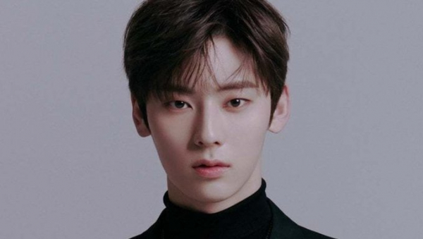 12 nam thần đẹp trai nhất Kpop: Sehun như hoàng tử, V xứng danh 'Face Genius' 24