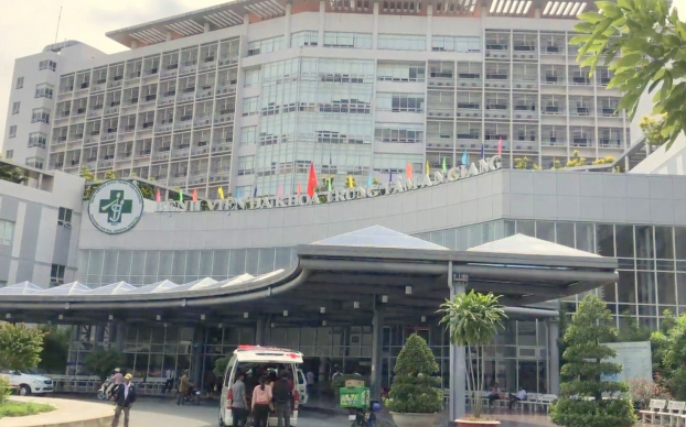   Bệnh viện đa khoa Trung tâm An Giang nơi có bệnh nhân tử vong với các triệu chứng sốt, đau họng nhưng không phải do COVID-19.  