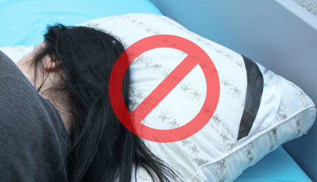   6 thói quen khi ngủ tưởng vô hại nhưng làm giảm tuổi thọ bỏ ngay kẻo chưa già đã sinh bệnh  