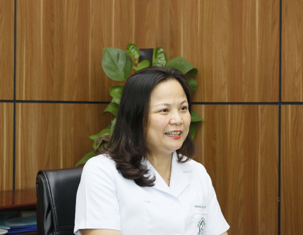   PGS.TS.BS Phan Thu Phương - Giám đốc Trung tâm Hô hấp Bệnh viện Bạch Mai  