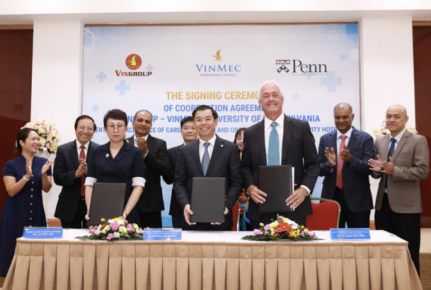   Tháng 7/2019, Tập đoàn Vingroup và Vinmec đã ký hơp tác với Đại học PENN (Top 8 Đại học tinh hoa nước Mỹ) nhằm xây dựng Trung tâm xuất sắc về ung thư tại Bênh viện Vinmec Times City (Hà Nội)  