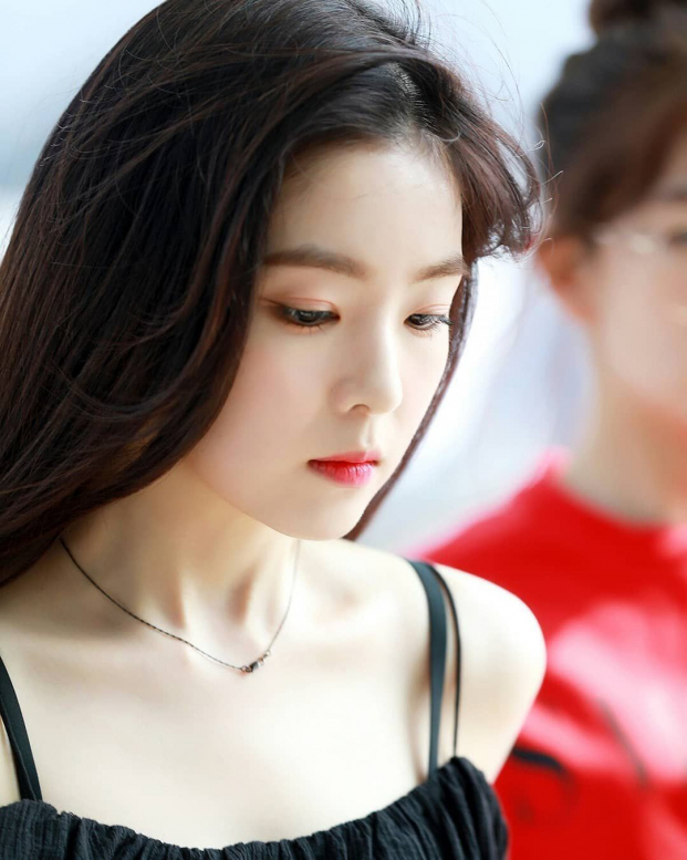 10 idol nữ trời sinh mặt lạnh: Jennie nhiều lần bị chỉ trích, Irene tính cách khác hẳn 5