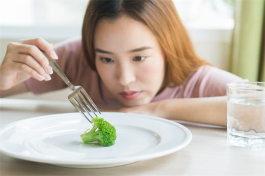 6 dấu hiệu chứng tỏ bạn đang có một chế độ ăn uống không phù hợp với cơ thể 2
