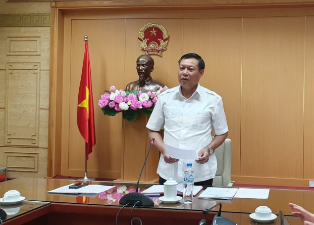   Thứ trưởng Đỗ Xuân Tuyên đề nghị không để xảy ra tình trạng dịch chồng dịch.  