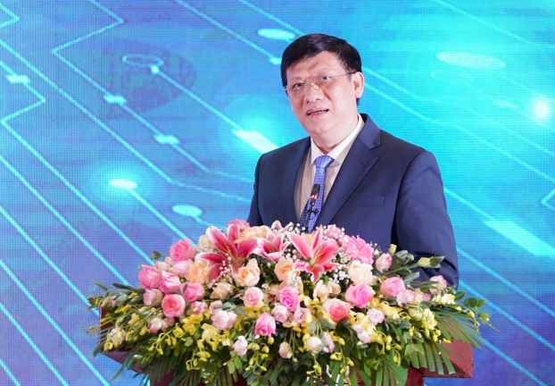   Quyền Bộ trưởng Bộ Y tế Nguyễn Thanh Long phát biểu tại Lễ khánh thành.  