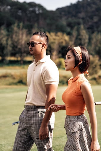 Bị nói đi sân golf để săn đại gia, MC Thu Hoài phản pháo cực gắt, tiết lộ thu nhập khủng 4