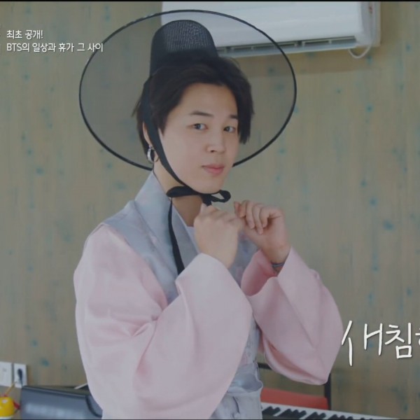7 idol Kpop tỏa khí chất vương giả khi mặc Hanbok: Jimin như hoàng tử, Yoona hóa nữ thần 3