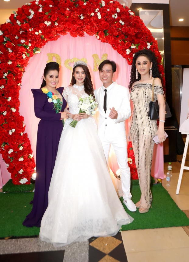 Sao Việt mặc lên đồ đi đám cưới: Người được khen, kẻ bị chê vì chơi trội lấn át cả cô dâu 4