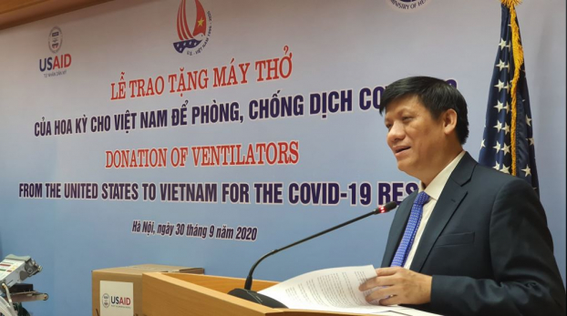   Quyền Bộ trưởng Bộ Y tế khẳng định đây là sự kiện quan trọng đánh dấu quan hệ hợp tác Việt Nam - Hoa Kỳ trong lĩnh vực y tế cũng như phòng, chống COVID-19.  