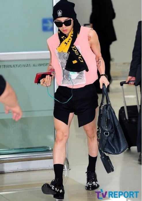 9 lần sao Hàn thành thảm họa sân bay: Người đi giày cọc cạch, G-Dragon mix đồ 'quái dị' 5