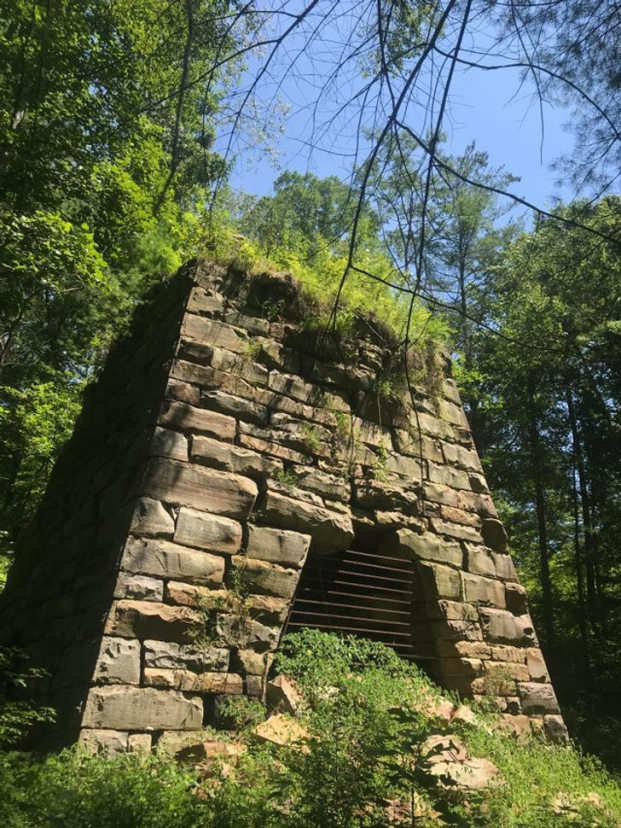   Một lò rèn sắt bỏ hoang ở Kentucky  