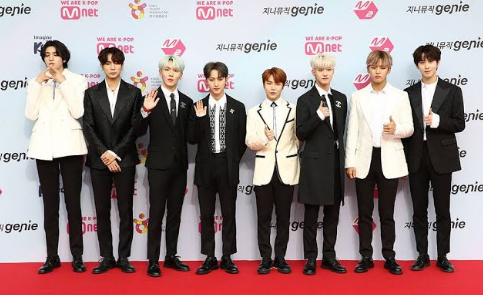 7 nhóm nam có thời trang thảm đỏ ấn tượng nhất Kpop: BTS linh hoạt, EXO giữ vững phong độ 6
