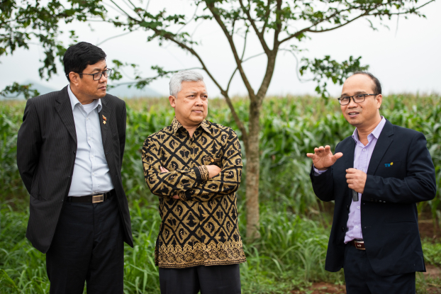 Tập đoàn TH: Cụm trang trại bò sữa lớn nhất Châu Á là điểm gặp gỡ của các Đại sứ ASEAN 15