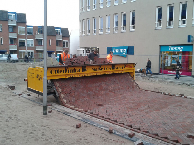   Đây là cách vỉa hè bằng gạch được xây dựng ở Hà Lan.  