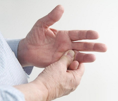 4 dấu hiệu trên bàn tay cảnh báo ung thư ác tính, chú ý nhất là phổi và gan 1
