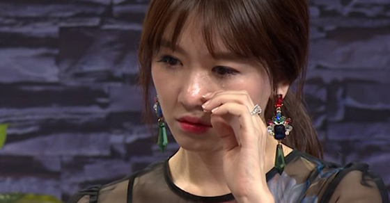 Hari Won khóc nghẹn khi nhắc tới chuyện làm mẹ: 'Có thể tôi sẽ bị vô sinh' 0