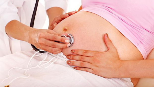   Mang thai to, đa thai cũng có thể là nguyên nhân dẫn đến băng huyết sau sinh. Ảnh minh họa  