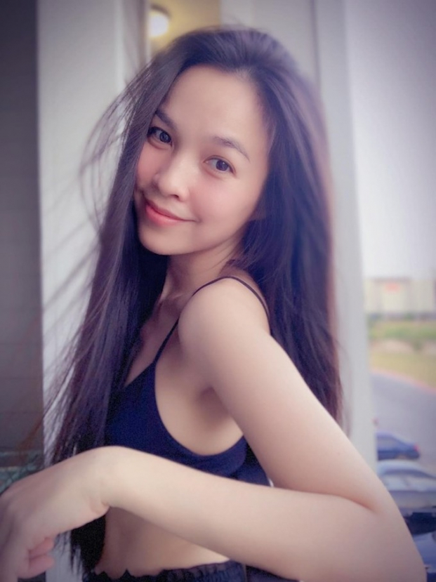 Sao Việt trung thành với tóc dài: Thủy Tiên đẹp nền nã, Phạm Hương hóa công chúa tóc mây 2