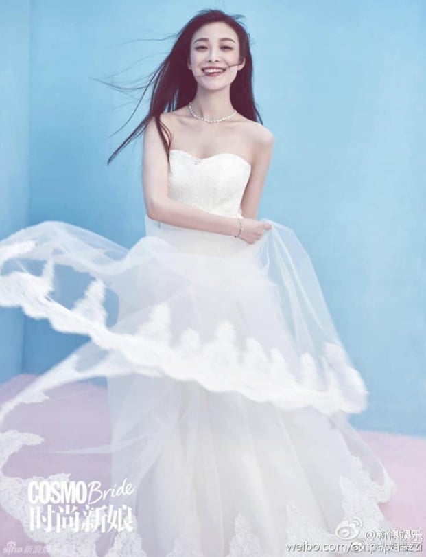 Địch Lệ Nhiệt Ba, Cúc Tịnh Y và loạt mỹ nhân Cbiz mặc váy cưới, ai mới là cô dâu đẹp nhất? 15
