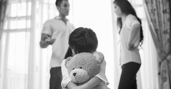   Nếu buộc phải ly hôn, có 4 điều những người làm cha mẹ cần nói với con để con hiểu được  