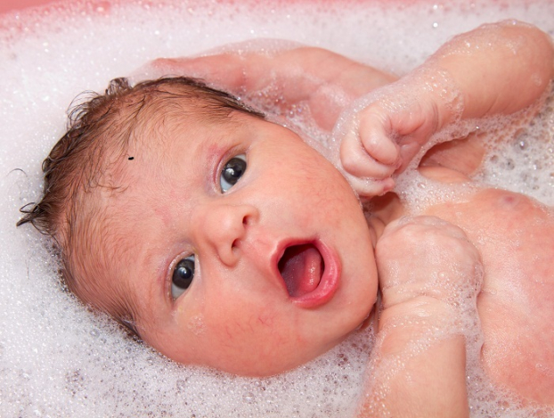 4 thời điểm tuyệt đối không tắm cho trẻ sơ sinh mà bố mẹ cần chú ý kẻo hối không kịp 1