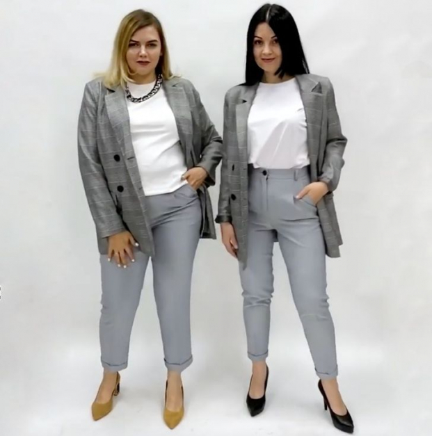 2 cô gái 'mặc chung đồ' chứng minh thời trang không phụ thuộc vào số đo 5