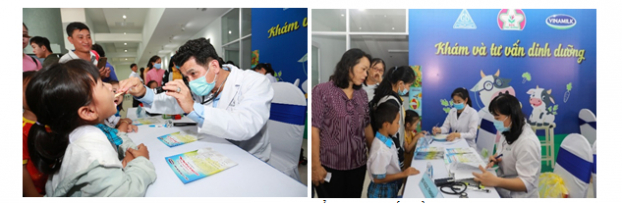   Các bác sĩ dinh dưỡng của Vinamilk kiểm tra, tư vấn về sức khỏe và dinh dưỡng cho các em học sinh tại sự kiện  