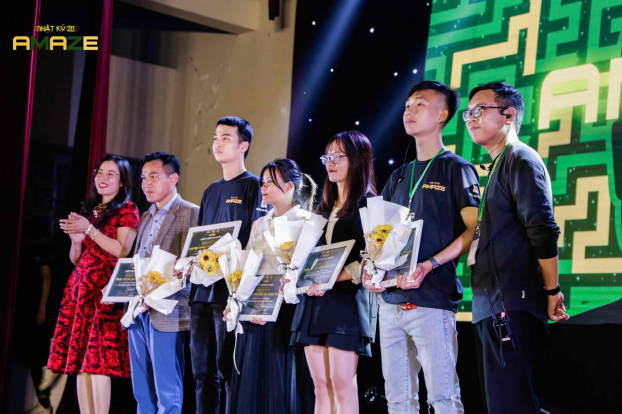  Ngọt, GTM và DJ Long Hoàng 'đốt cháy' sân khấu 'Nhật ký 20 – 2020: AMAZE' 2