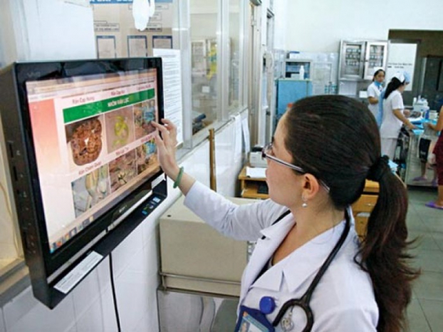 Chuyển đổi số ngành Y tế: Tương tác với bệnh nhân qua mạng xã hội, khám bệnh từ xa 1