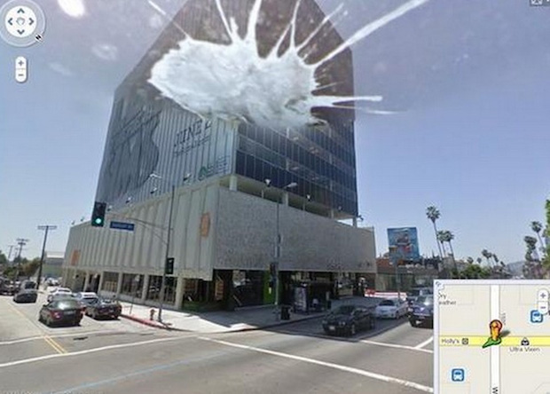 17 bức ảnh ghi lại khoảnh khắc độc lạ mà Google Street View vô tình chụp được 1