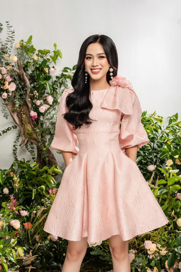 Hoa hậu Đỗ Thị Hà gợi ý trang phục du Xuân 2021 8