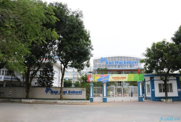   Trường Tiểu học Ban Mai.  