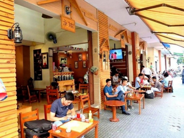   Hà Nội đóng cửa các quán ăn đường phố, quán cà phê, trà đá từ 0 giờ ngày 16/2. Ảnh minh họa  