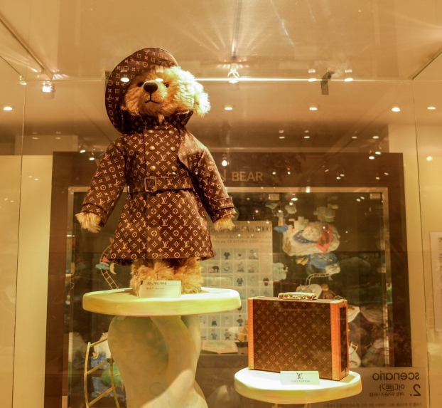 'Xuyên không' về tuổi thơ với các Teddy Bear Museum 'đốn tim' nhất thế giới 4