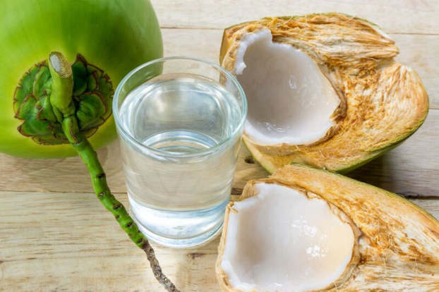 Điều gì xảy ra với cơ thể khi bạn uống nước dừa thường xuyên? 1